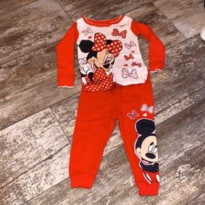 Mickey and Minnie two piece set of girl pajamas